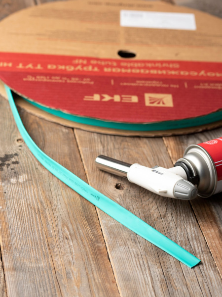 Купить EKF PROxima Термоусаживаемая трубка ТУТ нг 8/4 зелёная рулон