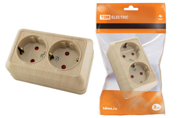 TDM Розетка двойная 2П+З открытой установки с з/ш IP20 16А, сосна "Ладога" SQ1801-0056