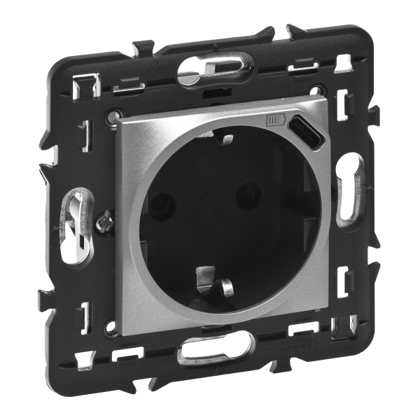 Legrand Mosaic Алюминий Розетка 2К+3 с USB-C, программа, немецкий стандарт, с суппортом 079371L