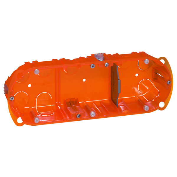 Купить Legrand Batibox Коробка монтажная повышенной прочности 3п глуб.40мм 080103