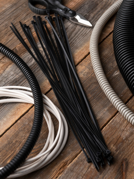 Купить EKF PROxima Хомут P6.6 стандартный (ч), 3.6x300 (100шт) FlexLock