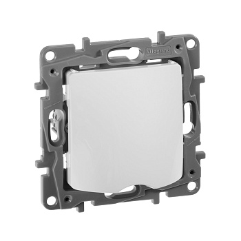 Legrand Etika Белый Вывод кабеля IP21 672229