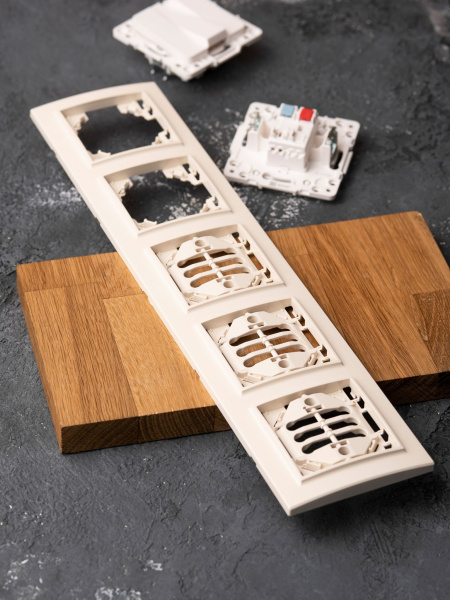 Купить EKF Basic Минск Бежевый Рамка 5-ая горизонтальная