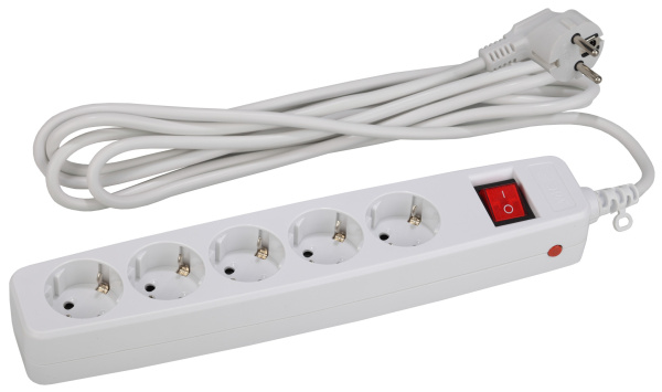 ЭРА SF-5es-4m-W Белый Сетевой фильтр надежная защита, с защитным шторками, с выключателем, 5гн, 4м, ПВС, 10А, шторки