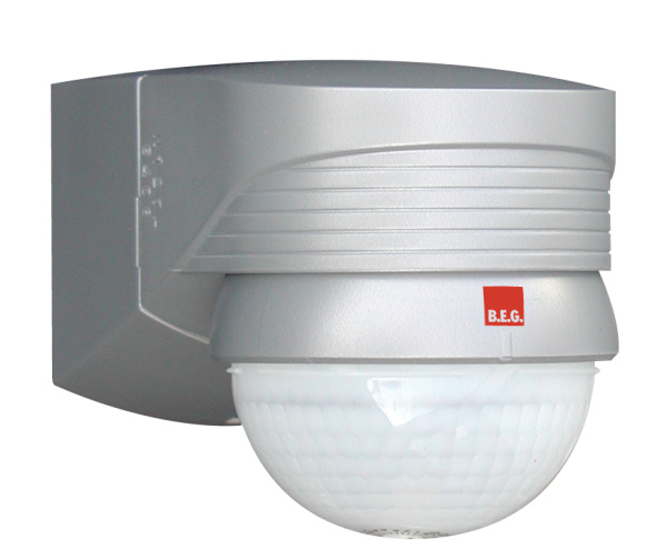 BEG Серебро Датчик движения уличный 280°, радиус действия 16м., защита от подкрадывания 360°, IP54 91048