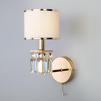 Eurosvet 10129/1 Светильник настенный золото/прозрачный хрусталь Strotskis a055315