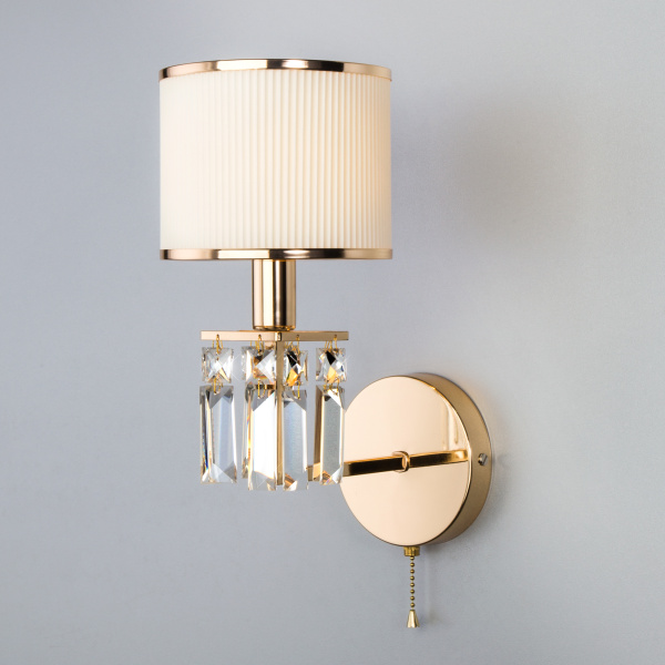Eurosvet 10129/1 Светильник настенный золото/прозрачный хрусталь Strotskis a055315