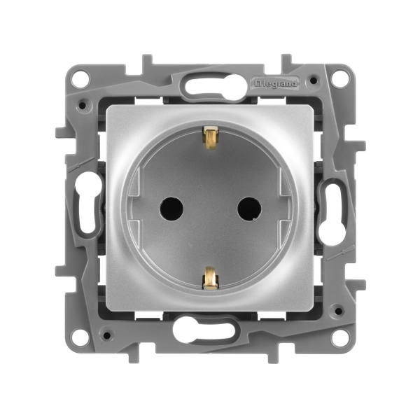 Купить Legrand Etika Алюминий Розетка с/з со шторками, винтовые клеммы, 16А, 250 В 672422