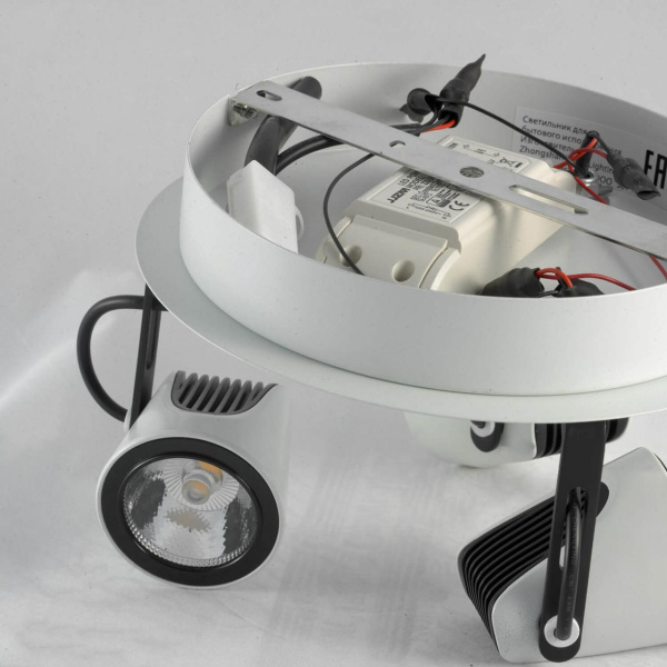 Купить Lussole PROMO Металл Белый / черный Металл Светильник настенно-потолочный LED 5W LSN-4101-03