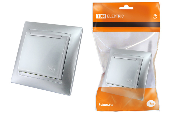 TDM Розетка 2П+З 16А 250В IP44 с защ. шт. с крышкой серебр. металлик "Лама" SQ1815-0214