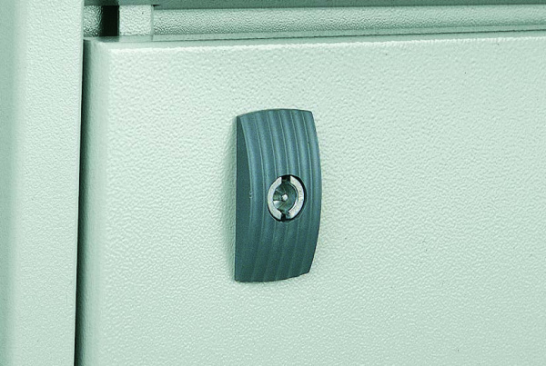 SE Замочная личинка треуг. хром 8 мм NSYTT8CRN