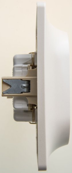 Купить Systeme Electric Glossa Перламутр Розетка 2-ая с/з со шторками, 16А (в сборе)