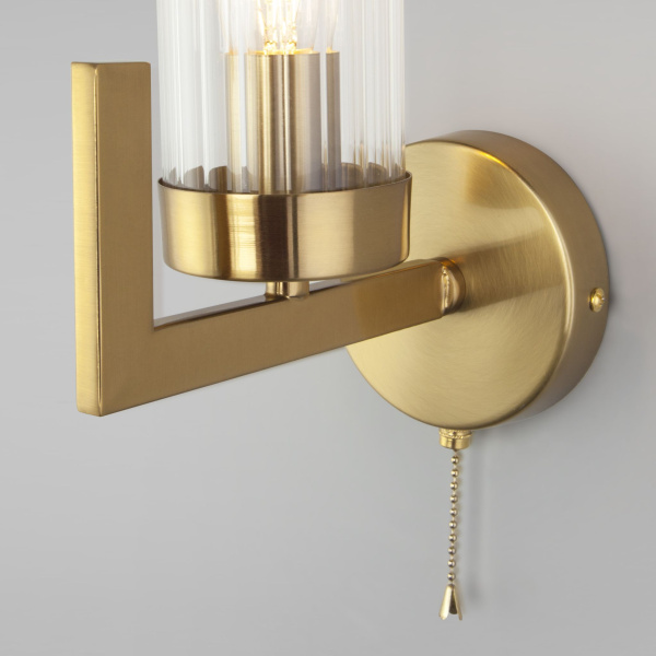 Купить Eurosvet Бра со стеклянным плафоном 60133/1 латунь a057755