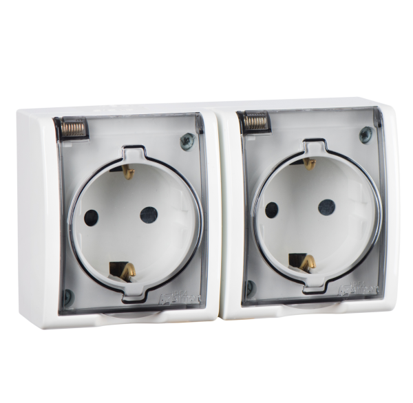 Купить Simon 15 Aqua Белая Розетка 2-ая с/з с крышкой наружная, IP54 1594433-030