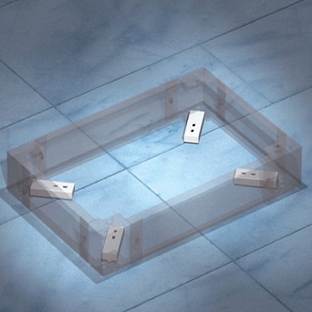 DKC Комплект пластин для УСТАРЕВШИХ цоколей R5ZE к полу, 1 упаковка - 4шт.