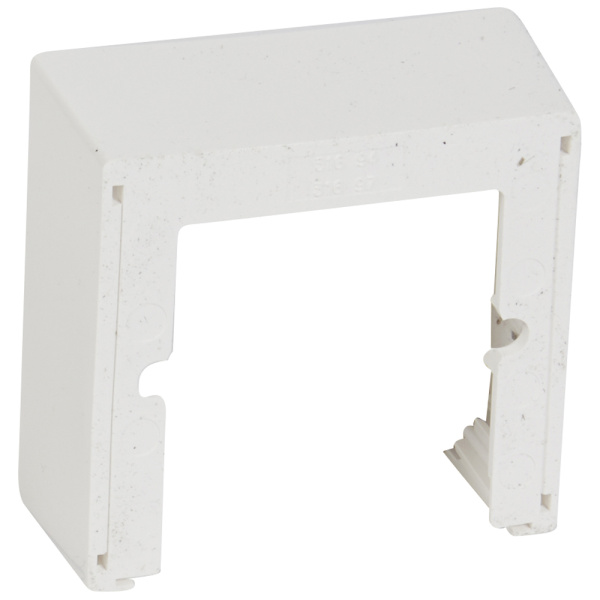 Legrand Sagane Рамка для плинтуса 20х12,5 1п 031694