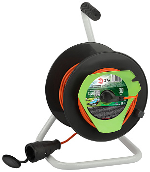 ЭРА Удлинитель силовой RP-1e-3х0.75-30m на пластиковой катушке c заземлением 1 розетка 30м ПВС 3х0,75мм2