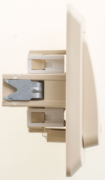 Купить Systeme Electric Этюд Крем Выключатель кнопочный 1-клавишный с подсветкой