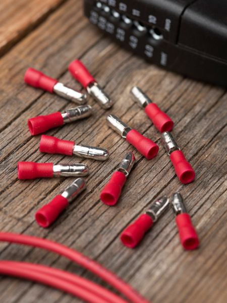 Купить EKF PROxima Разъем-штекер РшИп 1,25-4 (100шт.)