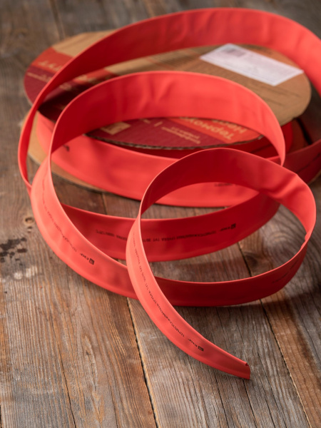 Купить EKF PROxima Термоусаживаемая трубка ТУТ нг 30/15 красная рулон