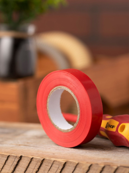 Купить EKF Basic Изолента класс В (0,13х15мм) (20м.) красная