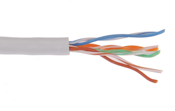 Купить IEK ITK Кабель связи витая пара U/UTP, кат.5E 4x2х24AWG solid, LSZH, 305м, серый LC1-C5E04-121