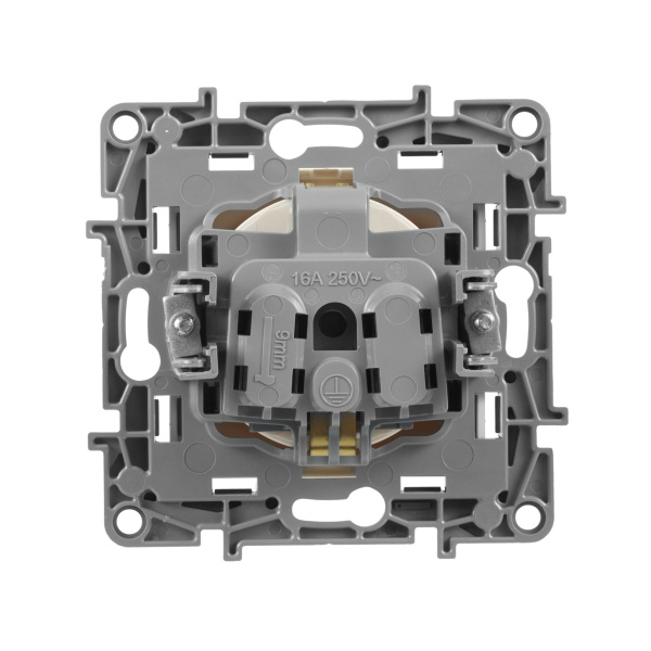 Купить Legrand Etika Слоновая кость Розетка с/з со шторками, винтовые клеммы 672322