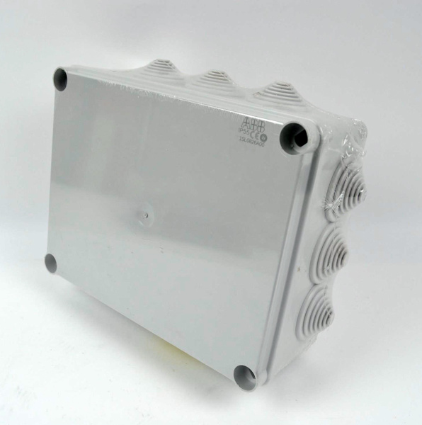 Купить ABB Коробка распределительная накладная с коническими сальниками 220х170х80 IP 55 1SL0826A00