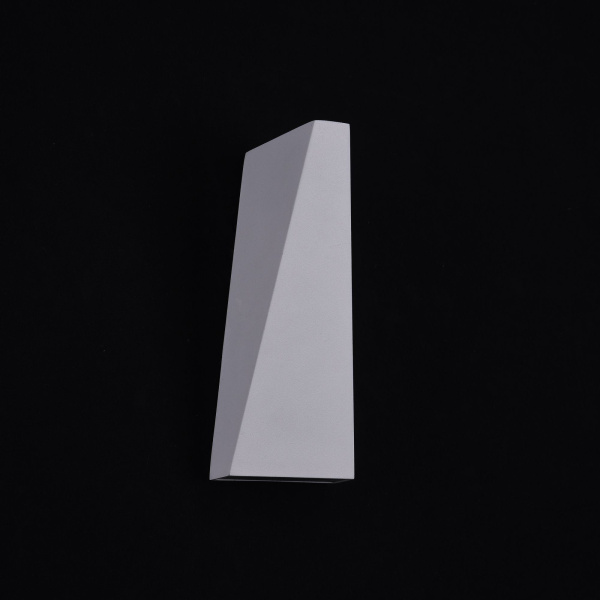 Купить Maytoni Outdoor Times Square Белый Бра LED 380Lm 6W O580WL-L6W