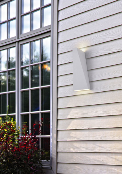 Купить Maytoni Outdoor Times Square Белый Бра LED 380Lm 6W O580WL-L6W