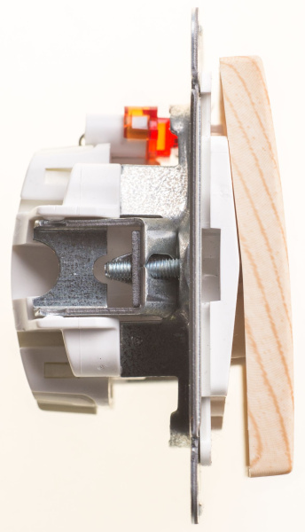 Купить Systeme Electric Wessen 59 Сосна Переключатель 1-клавишный с подсветкой 10АХ