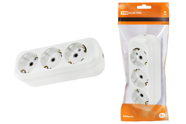 TDM Колодка розеточная 3 гнезда 2П+3 16А 250В белая SQ1806-0013