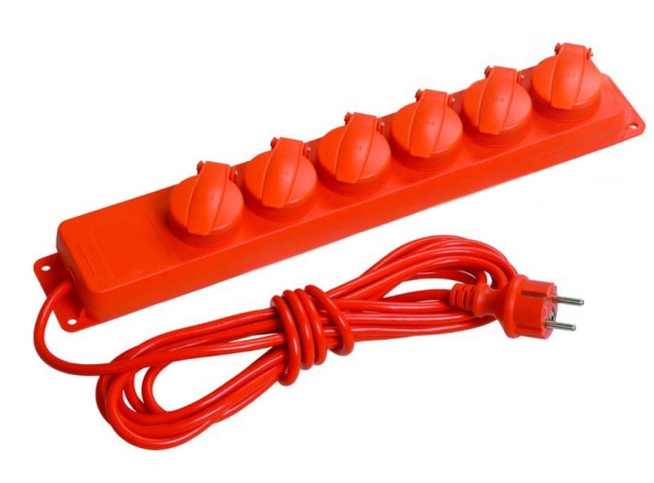 Купить IEK Удлинитель У06В 6 места с защитными крышками IP44 2Р+PE/5метров 3х1мм2 16А/250В