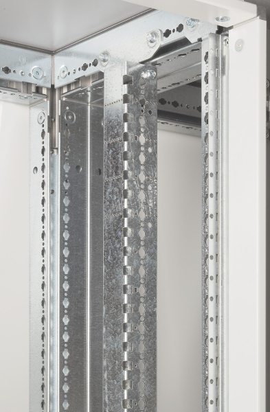 Legrand XL3 Стойки монтажные компактные д/гл..475 020512