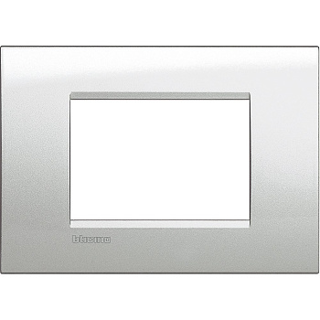 BT LL Лунное серебро Рамка, итальянская модульность, 3 модуля LNA4803GL