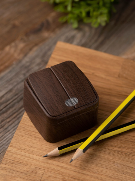 Купить EKF Basic Минск Темное дерево Выключатель 2-кл с индикатором,10А, ОП