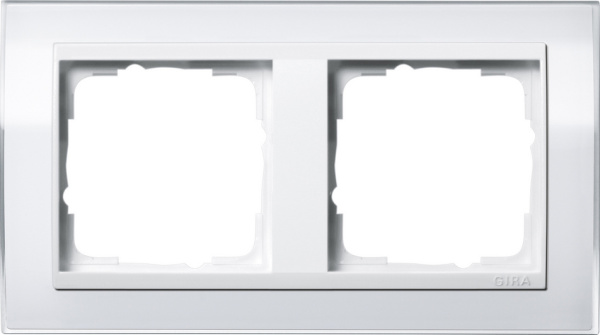 Gira Event Clear Бел/Бел.глянц. Рамка 2-ая 0212723