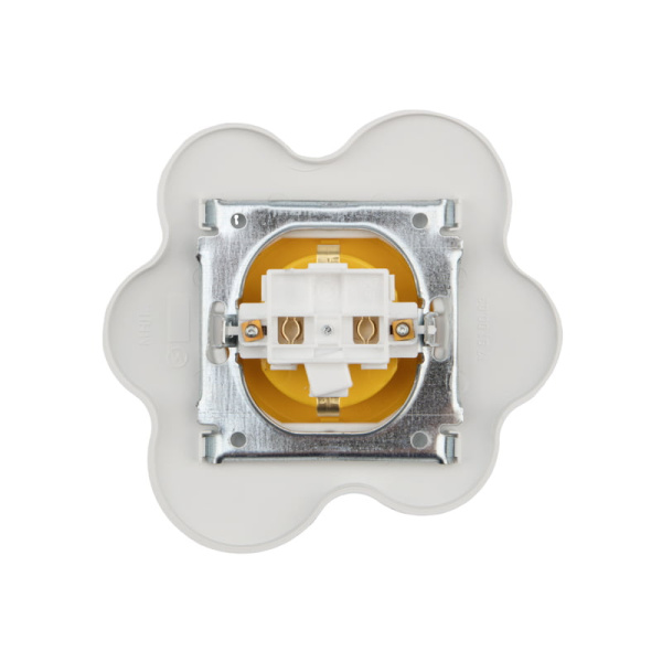 Купить Kranz Розетка одноместная HAPPY с/у, с заземлением и защитными шторками Яичница, желтая/белая KR-78-0631