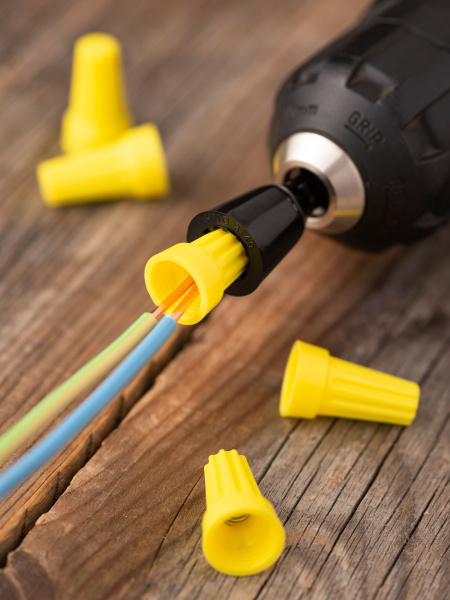 Купить EKF PROxima Соединительный изолирующий зажим СИЗ-4 (1,75-10,5мм2) (100шт.)