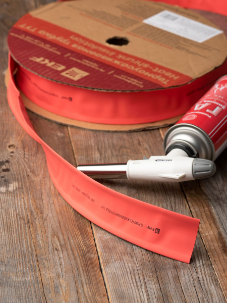 Купить EKF PROxima Термоусаживаемая трубка ТУТ нг 25/12,5 красная рулон