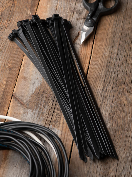 Купить EKF PROxima Хомут P6.6 стандартный (ч), 7.6x350 (100шт) FlexLock