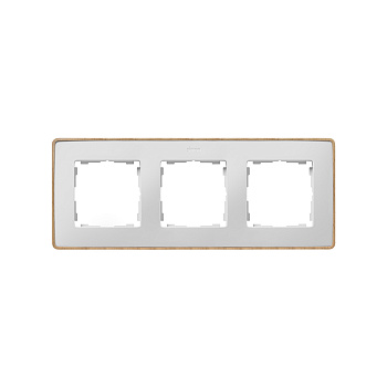 Simon 82 Detail Белый, основание дерево Рамка 3-ая 8201630-270