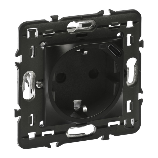 Legrand Mosaic Матовая черная Розетка 2К+3 с USB-C, программа, немецкий стандарт, с суппортом 079171L