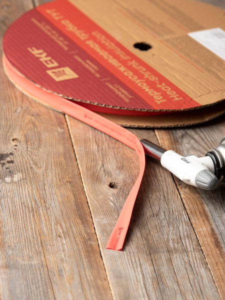 Купить EKF PROxima Термоусаживаемая трубка ТУТ нг 12/6 красная рулон