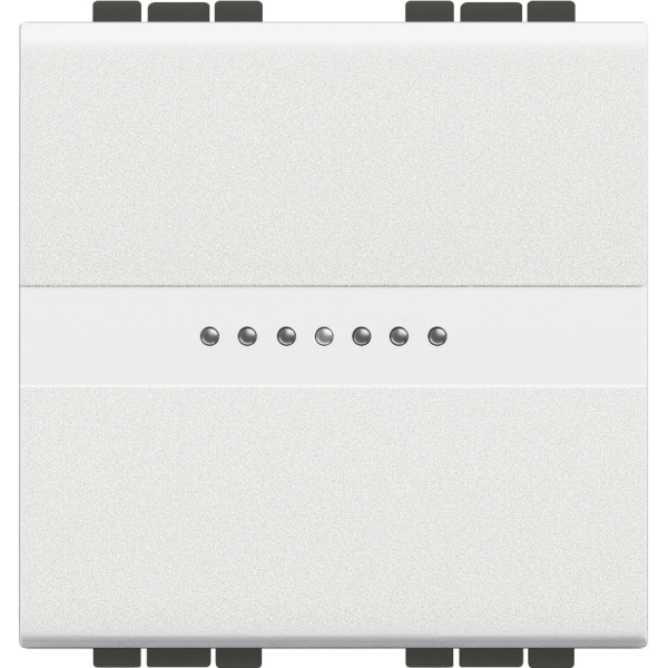 BT LL Белая Кнопка аксиальная 1-кл. 10А, 250В, автомат. клеммы, 2 мод. (замена для арт. N4055M2A) N4055M2AN