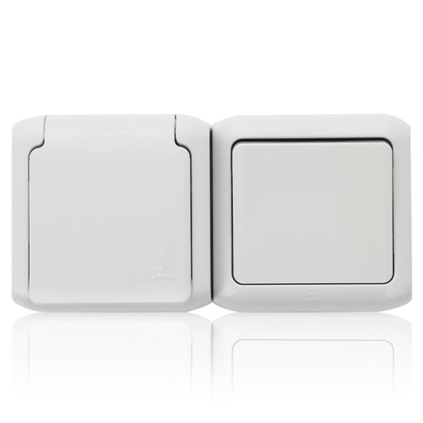 Купить Legrand Quteo Белый Блок Выключатель 1-кл+роз с/з с шт IP44 782318