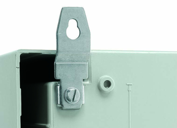 Купить SE Thalassa Крепежные детали/комплект крепежа (NSYPFXPLM)