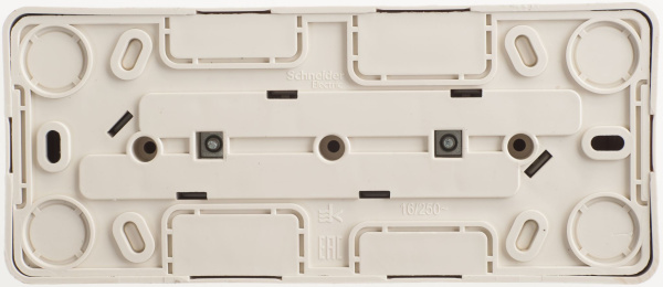 Купить Systeme Electric Этюд наруж Сосна Розетка 3-ая б/з без шторок 16А 250B