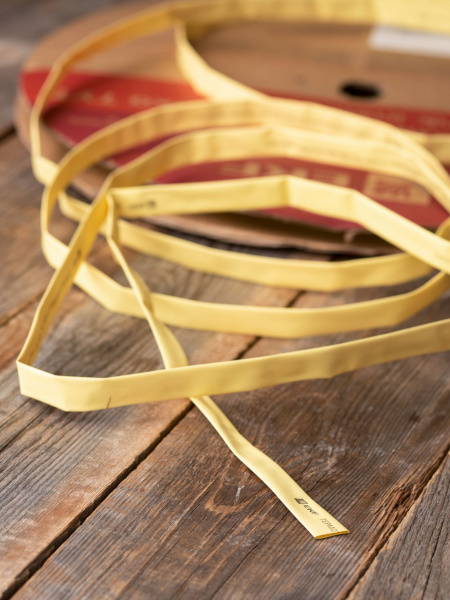 Купить EKF PROxima Термоусаживаемая трубка ТУТ нг 10/5 желтая рулон