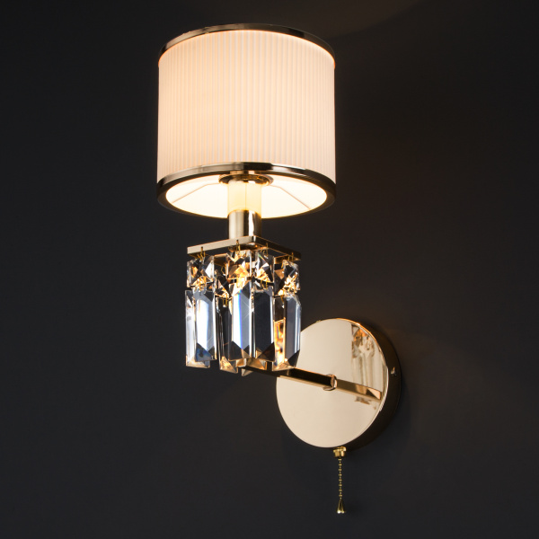Купить Eurosvet 10129/1 Светильник настенный золото/прозрачный хрусталь Strotskis a055315